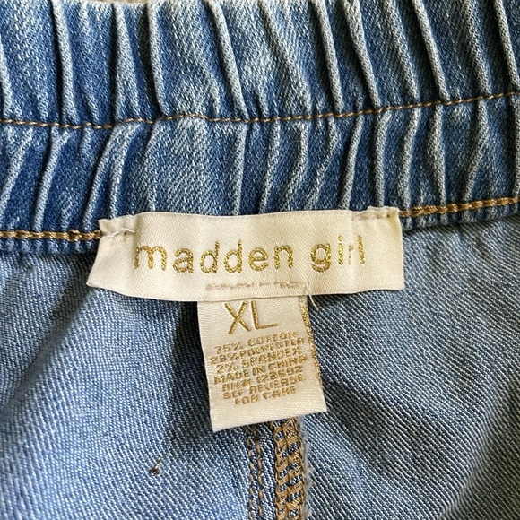 Madden girl Jean jogger - Picture 5 of 6